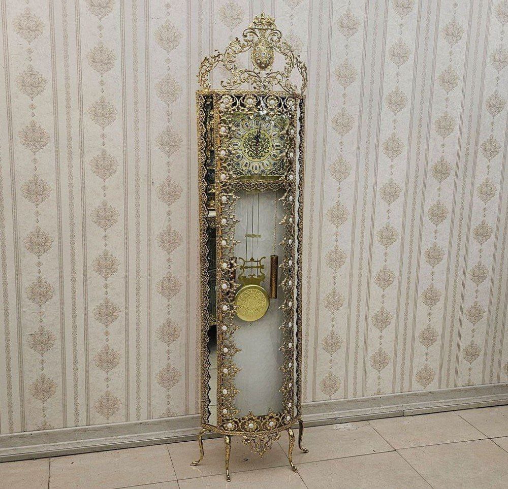 ساعت ایستاده