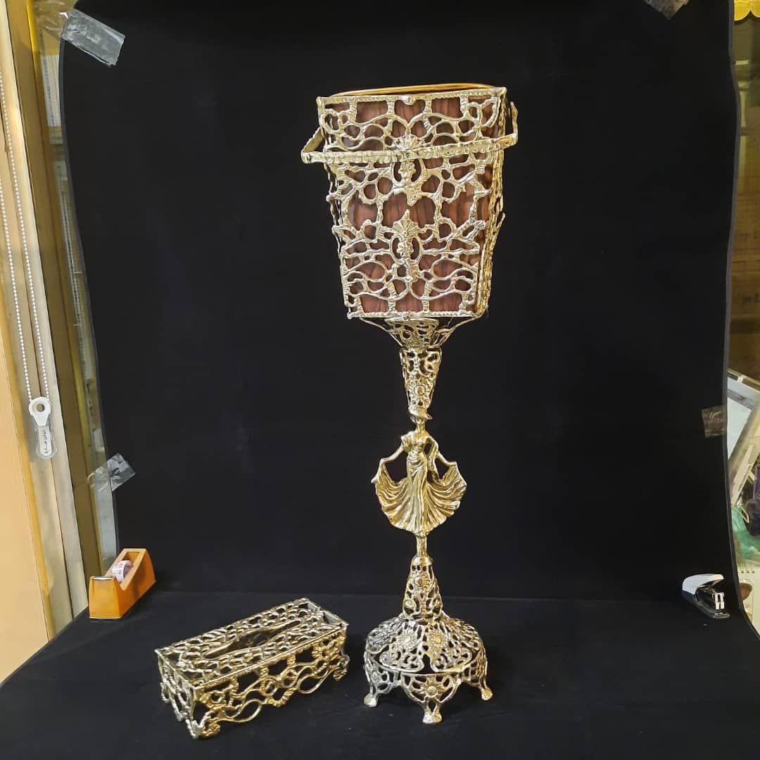 سطل و دستمال